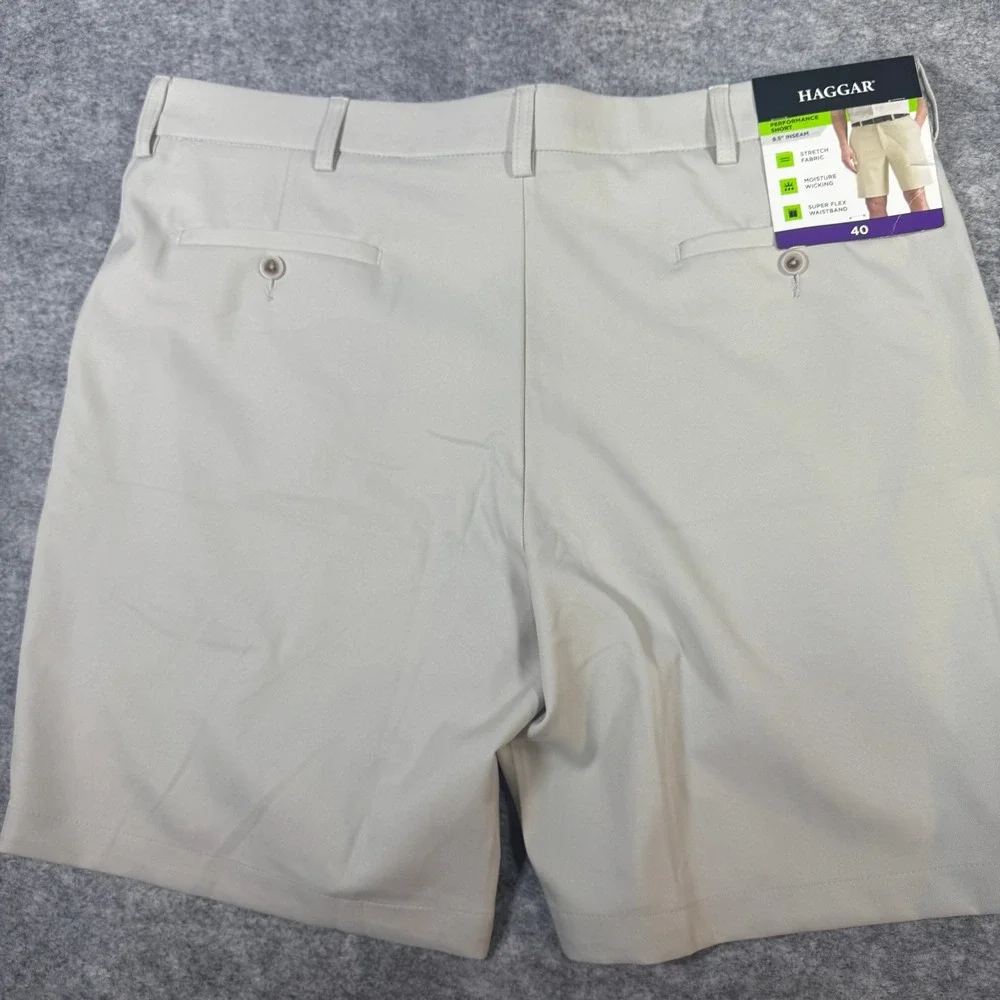 Haggar Performance Shorts Mens 40 Khaki Stretch Moisture Wicking 8.5 Inseam NWT